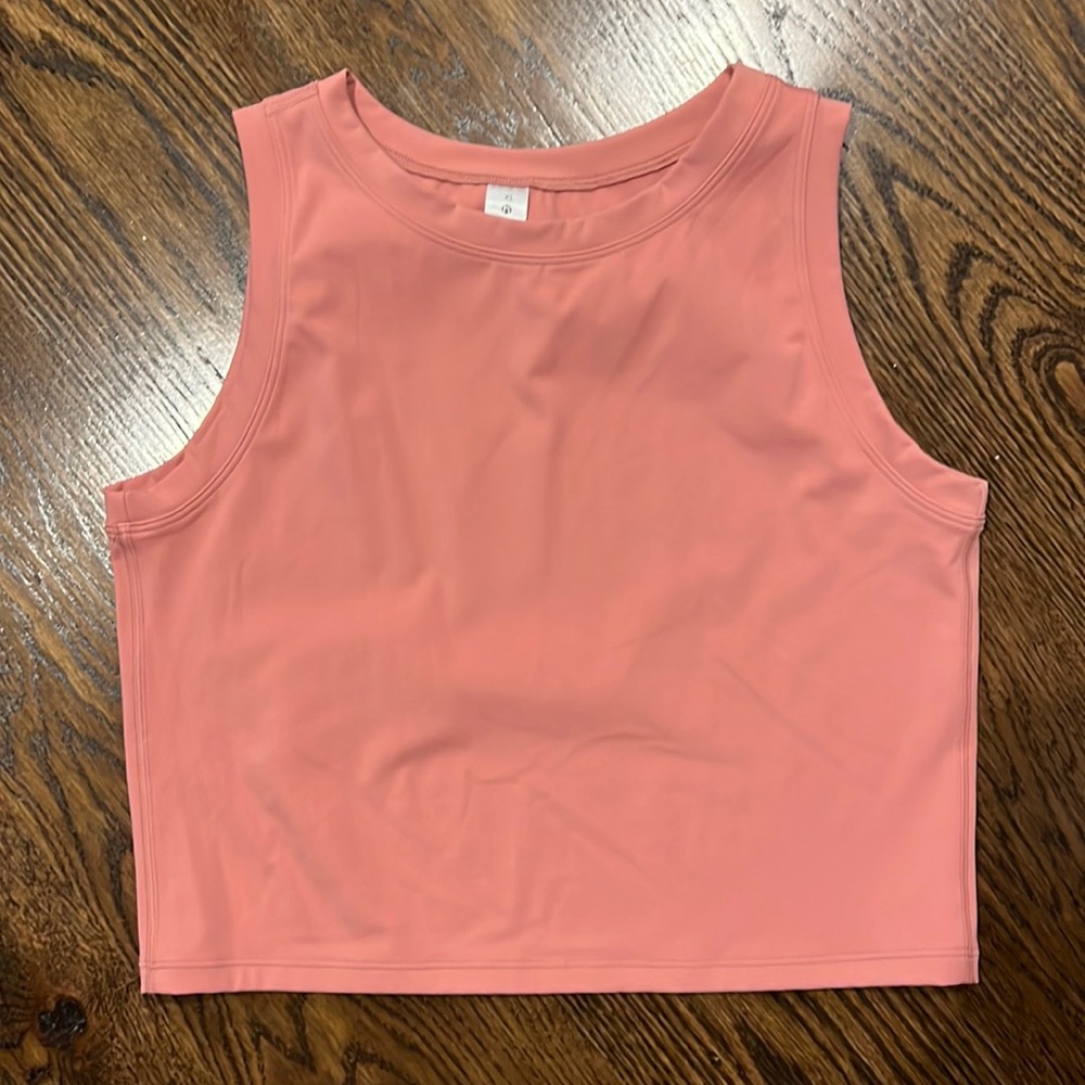 Athletic top